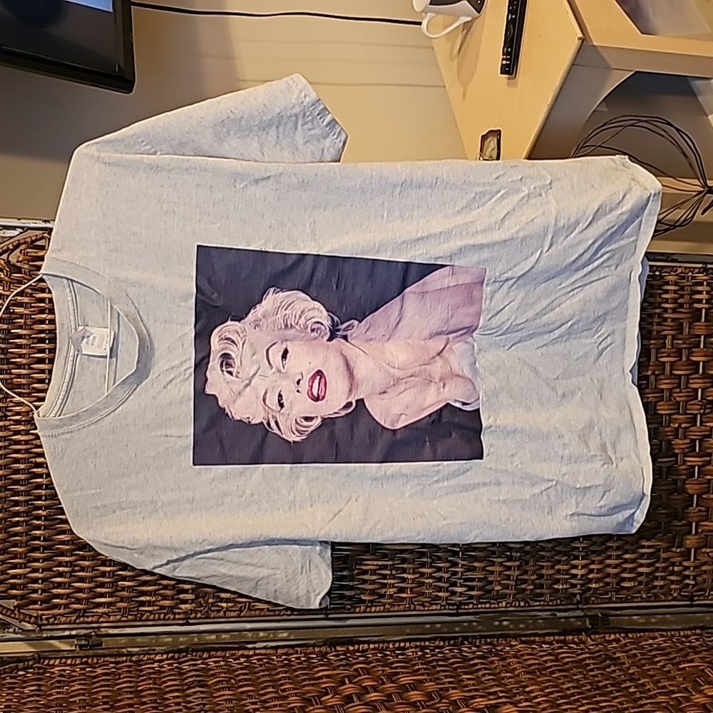 Marilyn shirt
